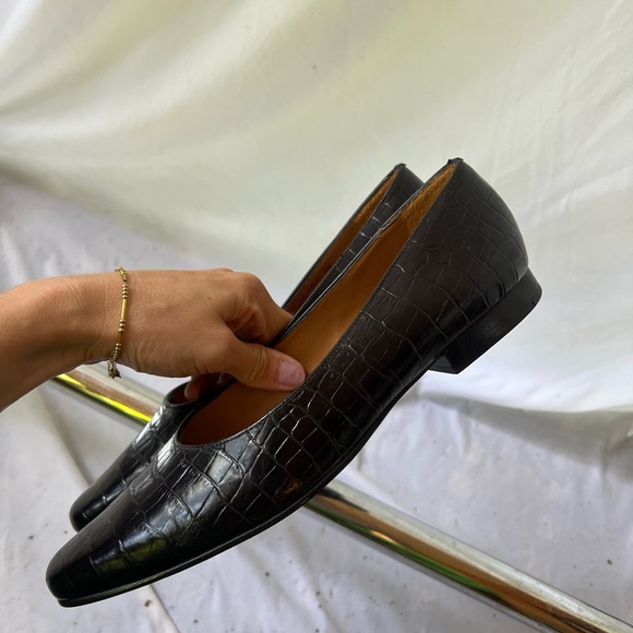 Ralph Lauren Black Leather Flats - Picture 2 of 9